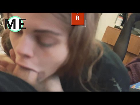 ❤️ Кур за грло, искинати гаќички и искинати штикли убаво да се запознаат ️ Порно видео на порно mk.hentai-id.ru ❤